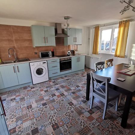 The Church Wall Apartment Derry Extérieur photo