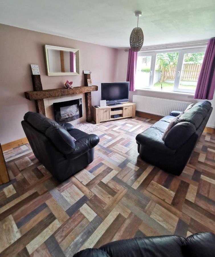 The Church Wall Apartment Derry Extérieur photo