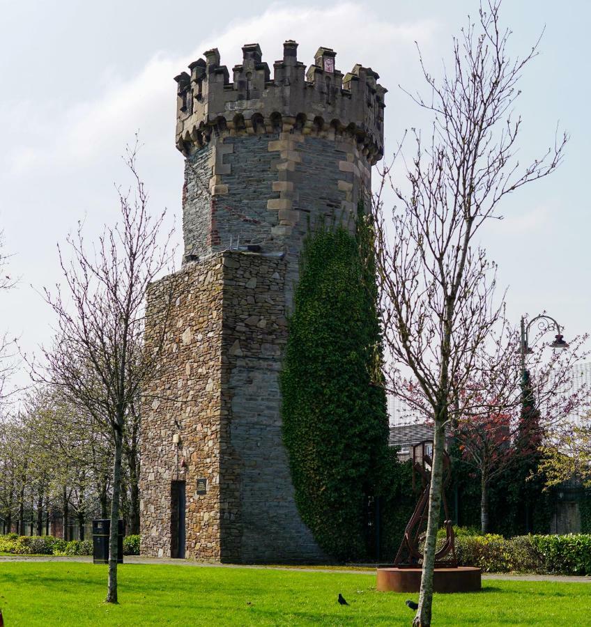 The Church Wall Apartment Derry Extérieur photo